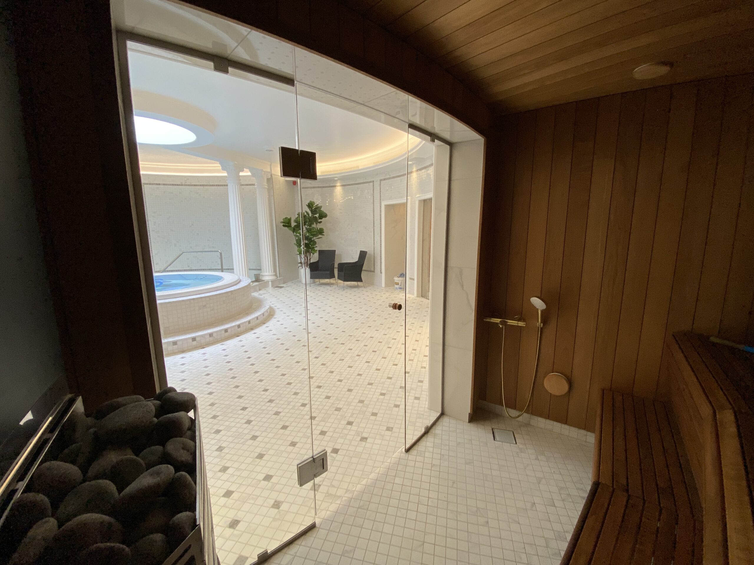 Schloss hotell Fellin – Spa kumerad klaasid